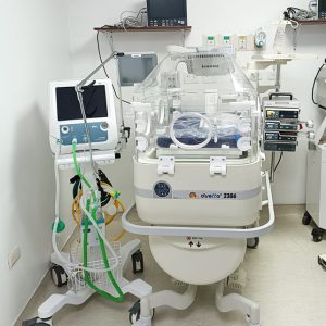 Incubadora neonatal con ruedas Duetto 2386